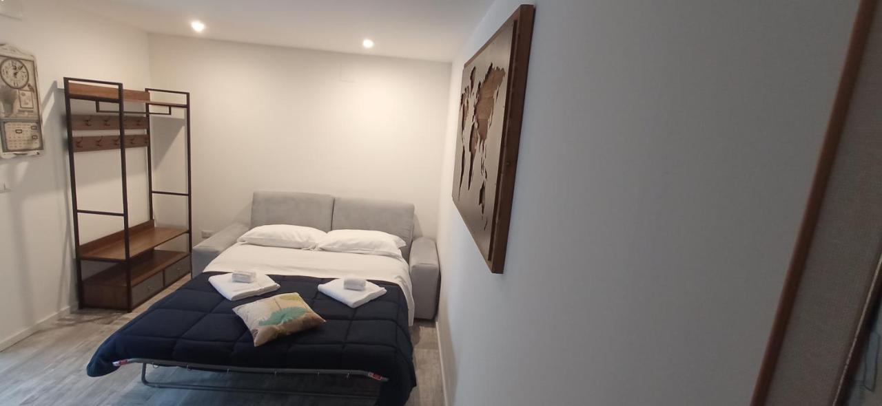 Appartement Seaside Sartoria à Bari Extérieur photo