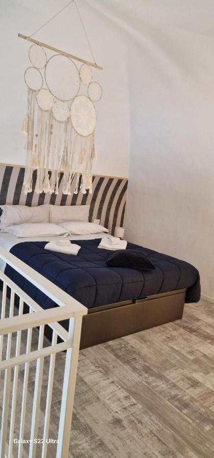 Appartement Seaside Sartoria à Bari Extérieur photo